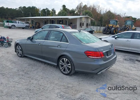 2016 Mercedes-Benz E 350 z USA, uszkodzony, nr VIN WDDHF5KB2GB234657